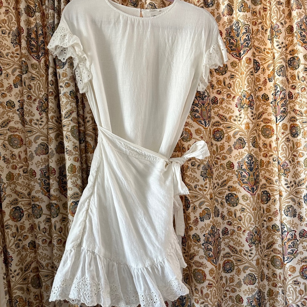 Aritzia White dress